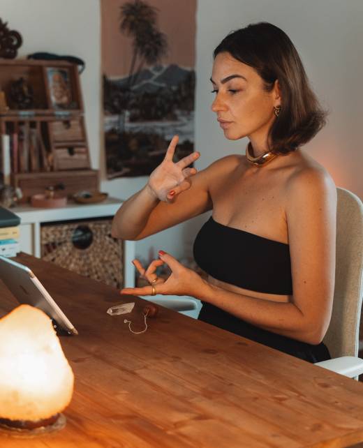 sessione-attivazione-della-kundalini-online sessione-attivazione-della-kundalini-online